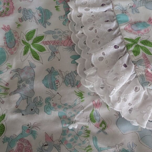 Handmade Baby Crib Quilt 41x50 Inches Pre-Owned Great Condition - Picture 4 of 7